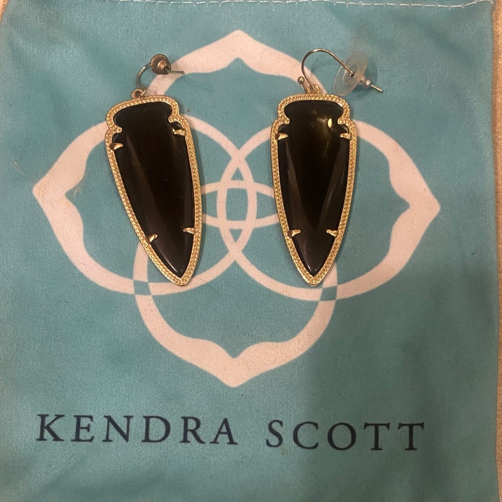 Kendra Scott Black and Gold Arrowhead Earrings